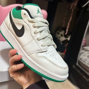 Jordan 1 lows GS (6Y)